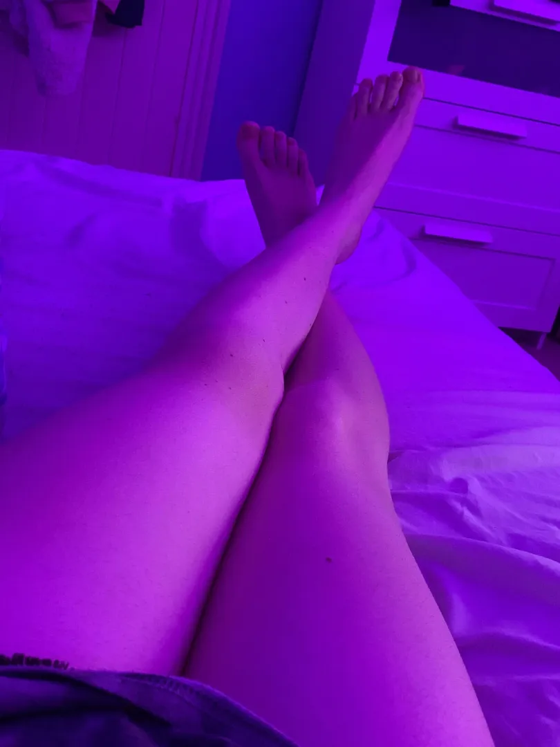 What colour should I paint my nails?