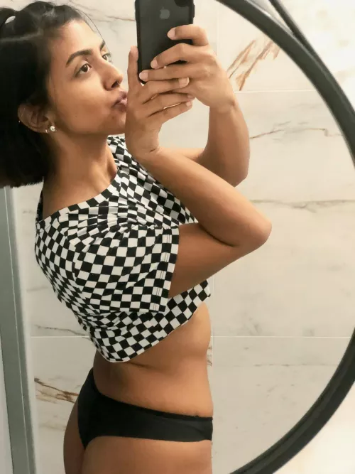 What do you think of my Latina ass? (@liratrix_mercury) [onlyfans]