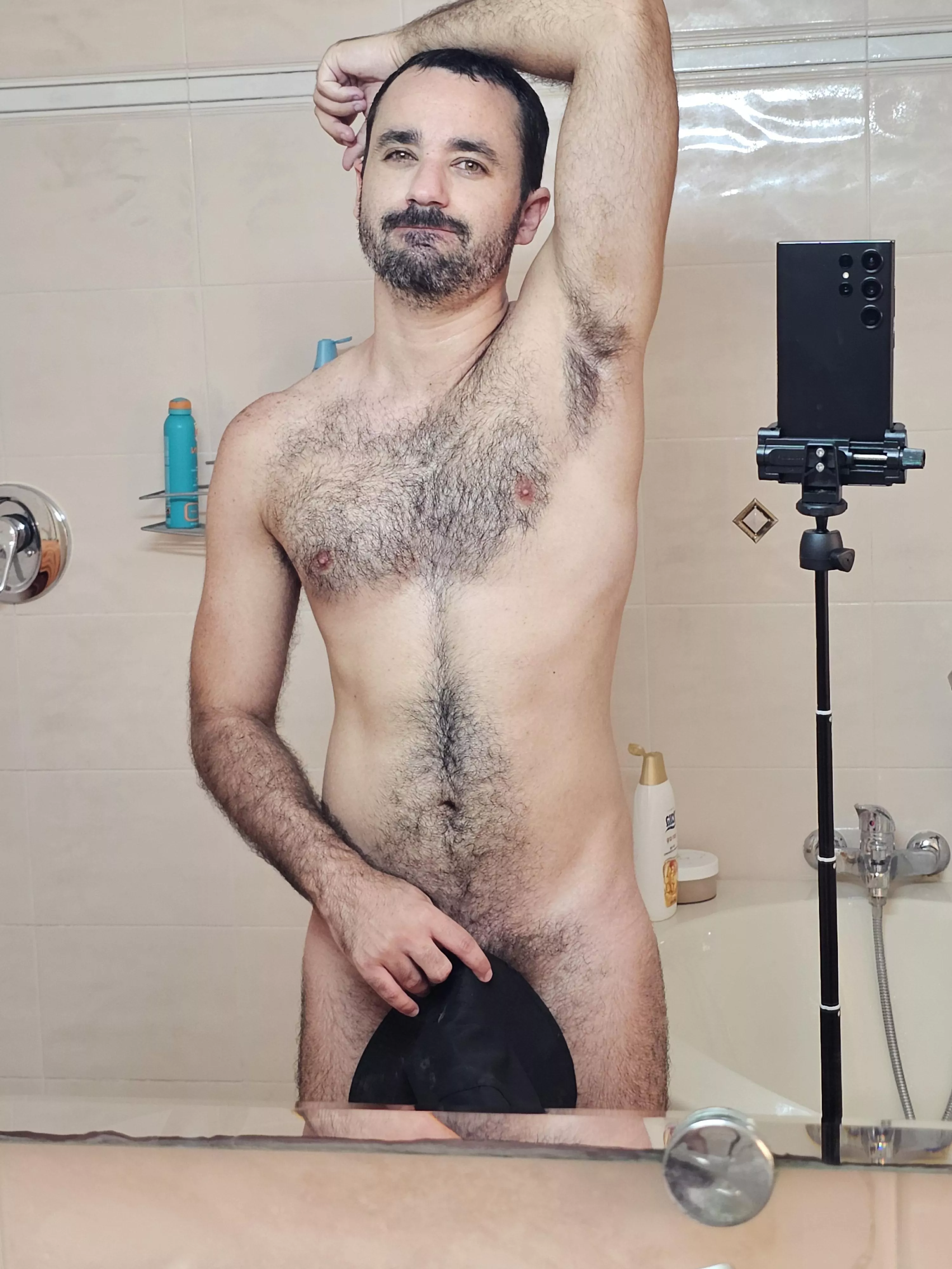 What do you think of my new hat? I used it for my smaller head ;-)