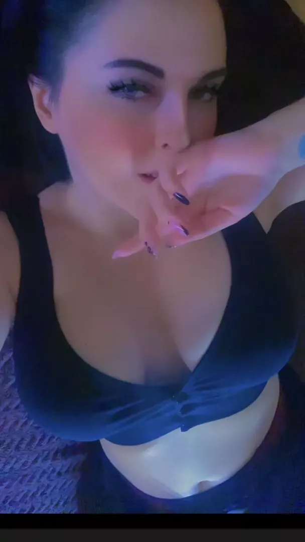 What do you want I put between my breast?
