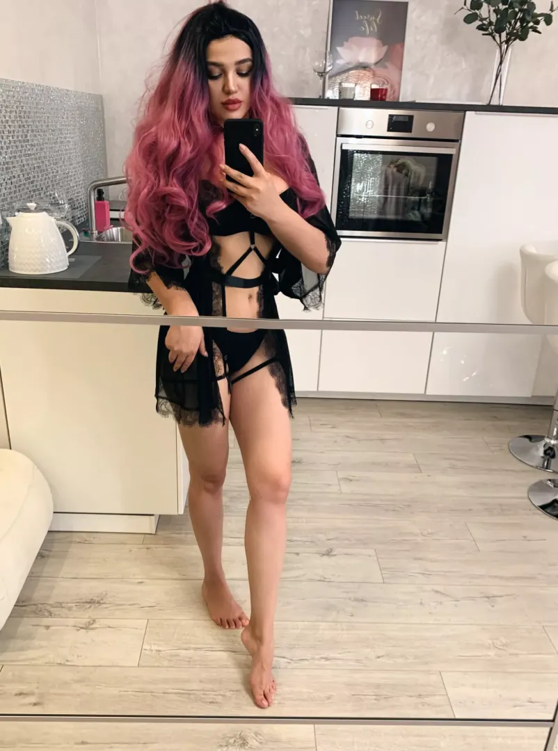 What gets you hard daddy?