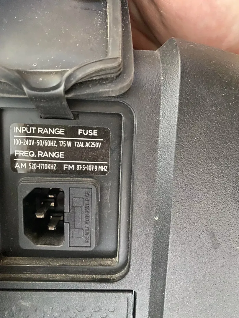What Power Cable do I need to buy? Amazon link preferable!