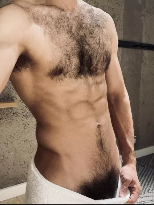 What the bros at the gym see. Should I drop the towel? (21)