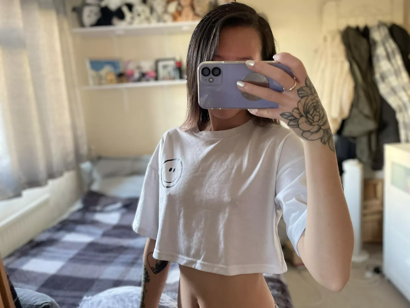 What the point of wearing bras when anyway 🤷🏻‍♀️