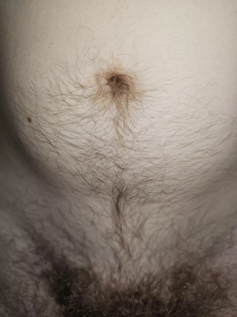 What's a kink of yours that's dirty/embarrassing for you to mention to another guy?