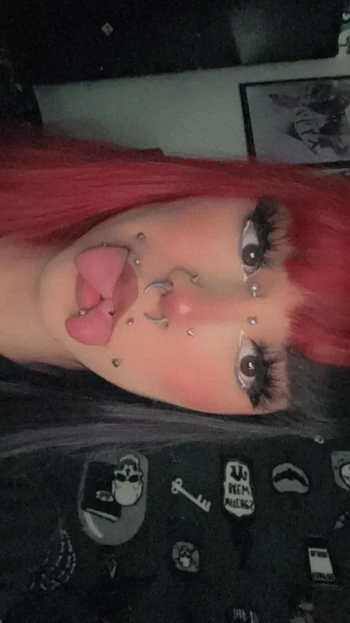 What’s everyone’s fav artist/band? Mines Motionless in White