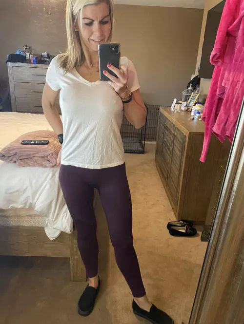 What’s the big deal? Just a average mom wearing a white shirt.