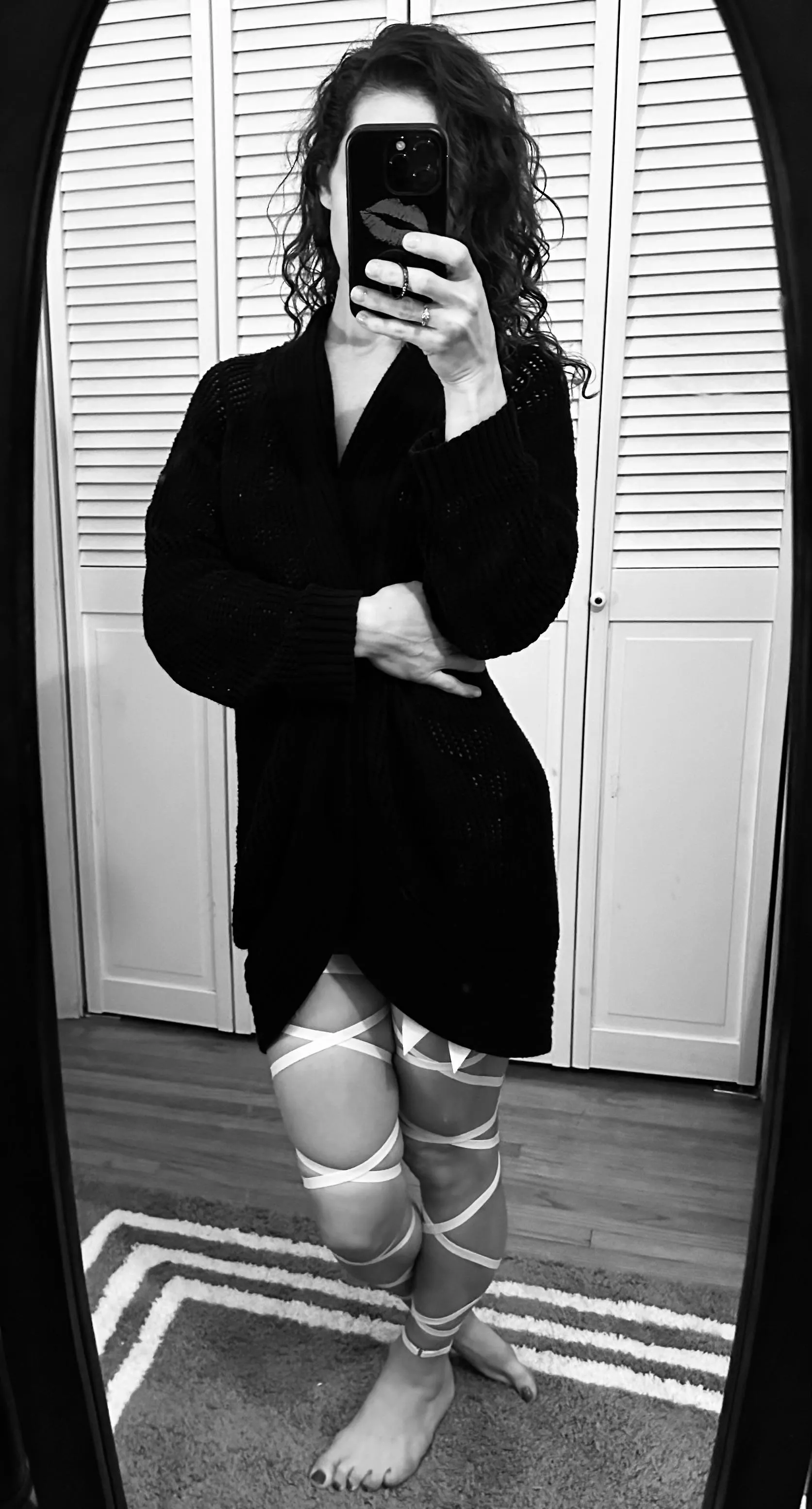 What’s underneath is de[f]initely not mild 😏💋