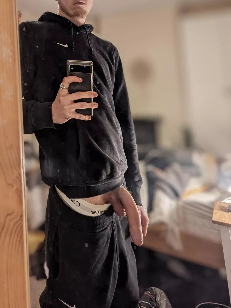 when you're staring at the skinny guy with the big bulge, this is what to expect underneath 😈