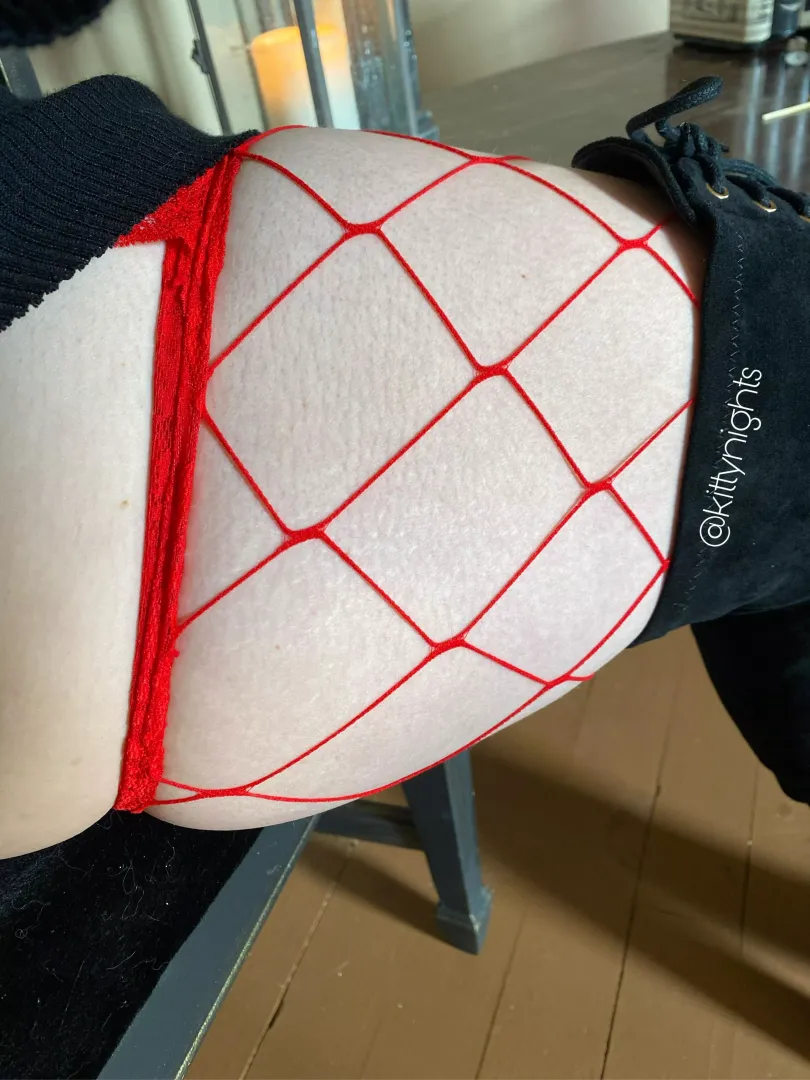 When you’re too thick for your “plus sized” stockings lol