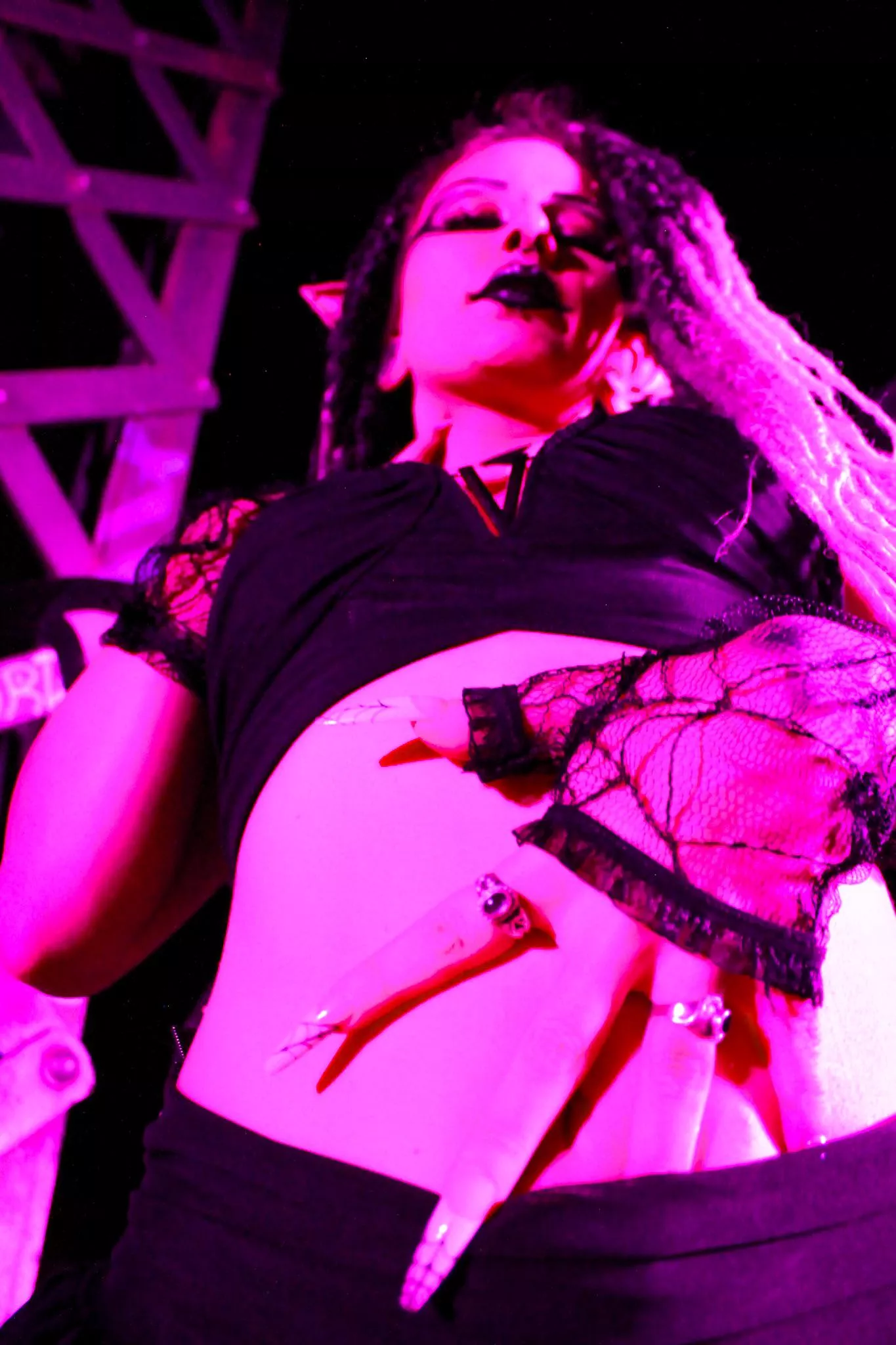 Where do your eyes go first ? 