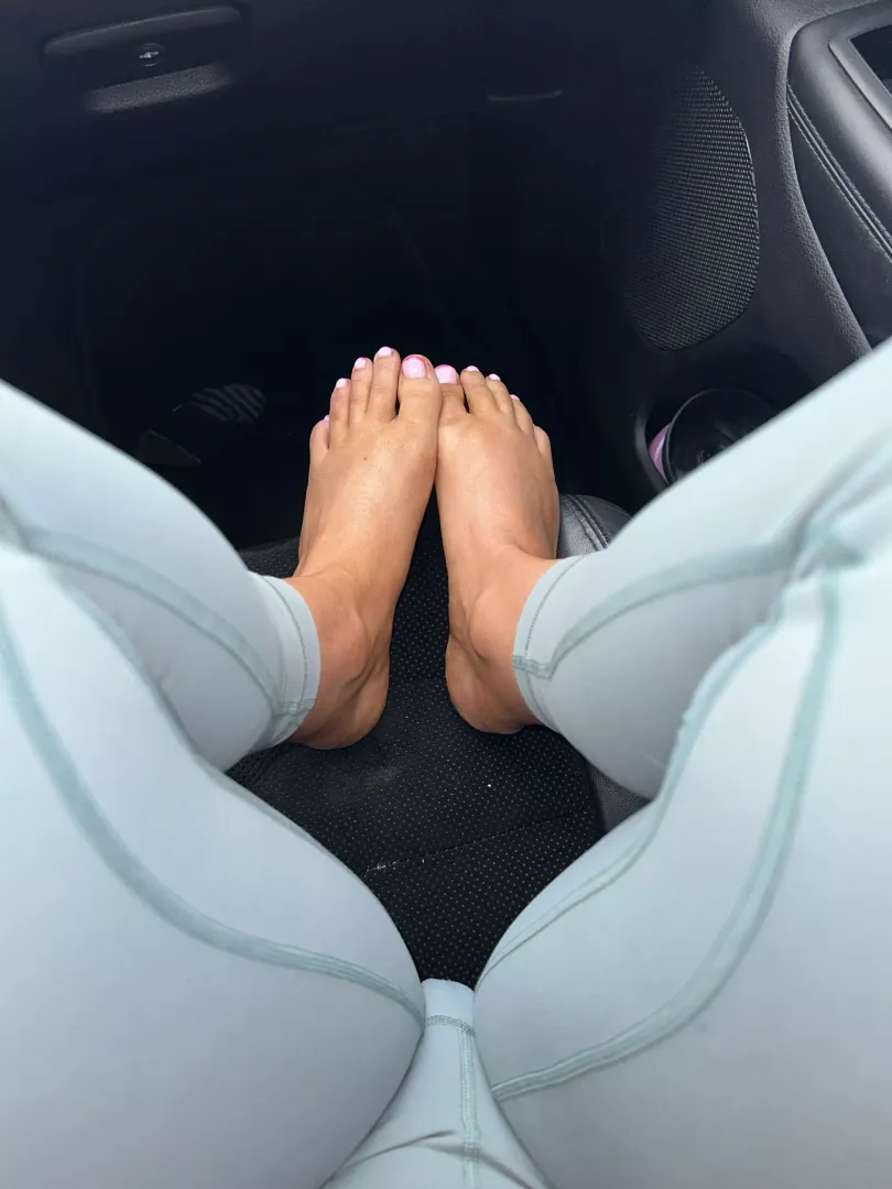 Where would you start?😋🦶🏼