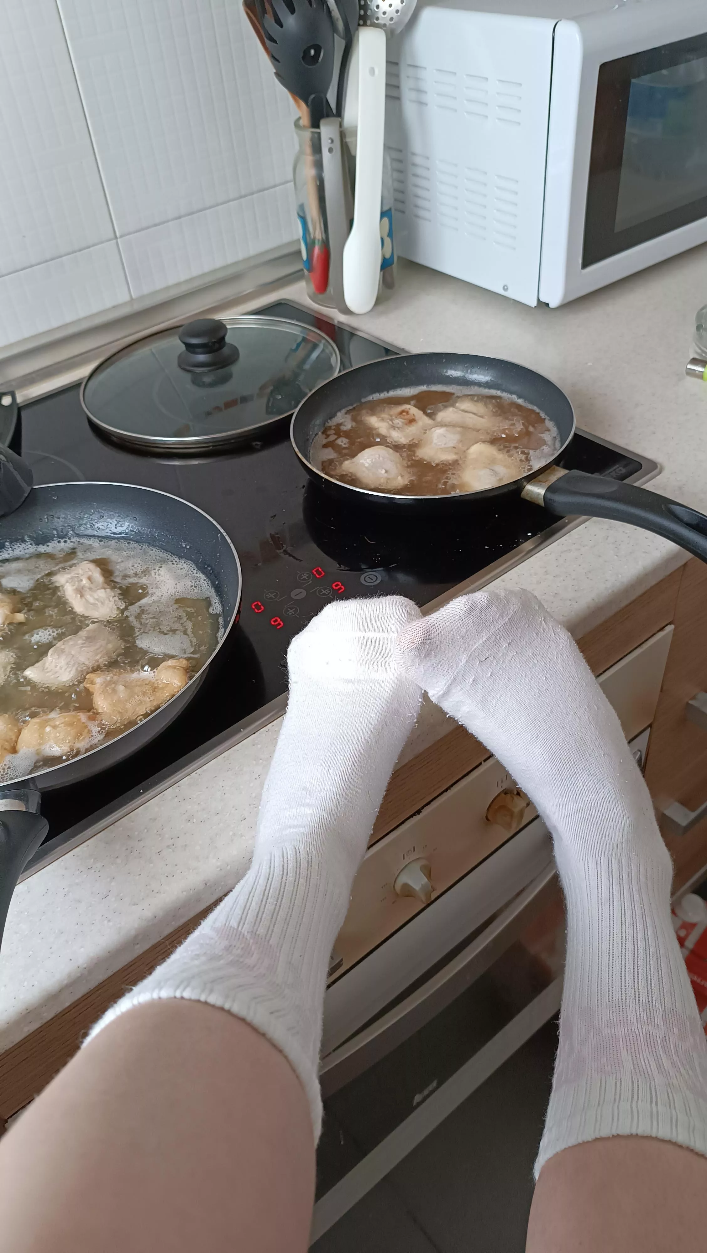 Which one looks more like your meal? 🤭 [Female]