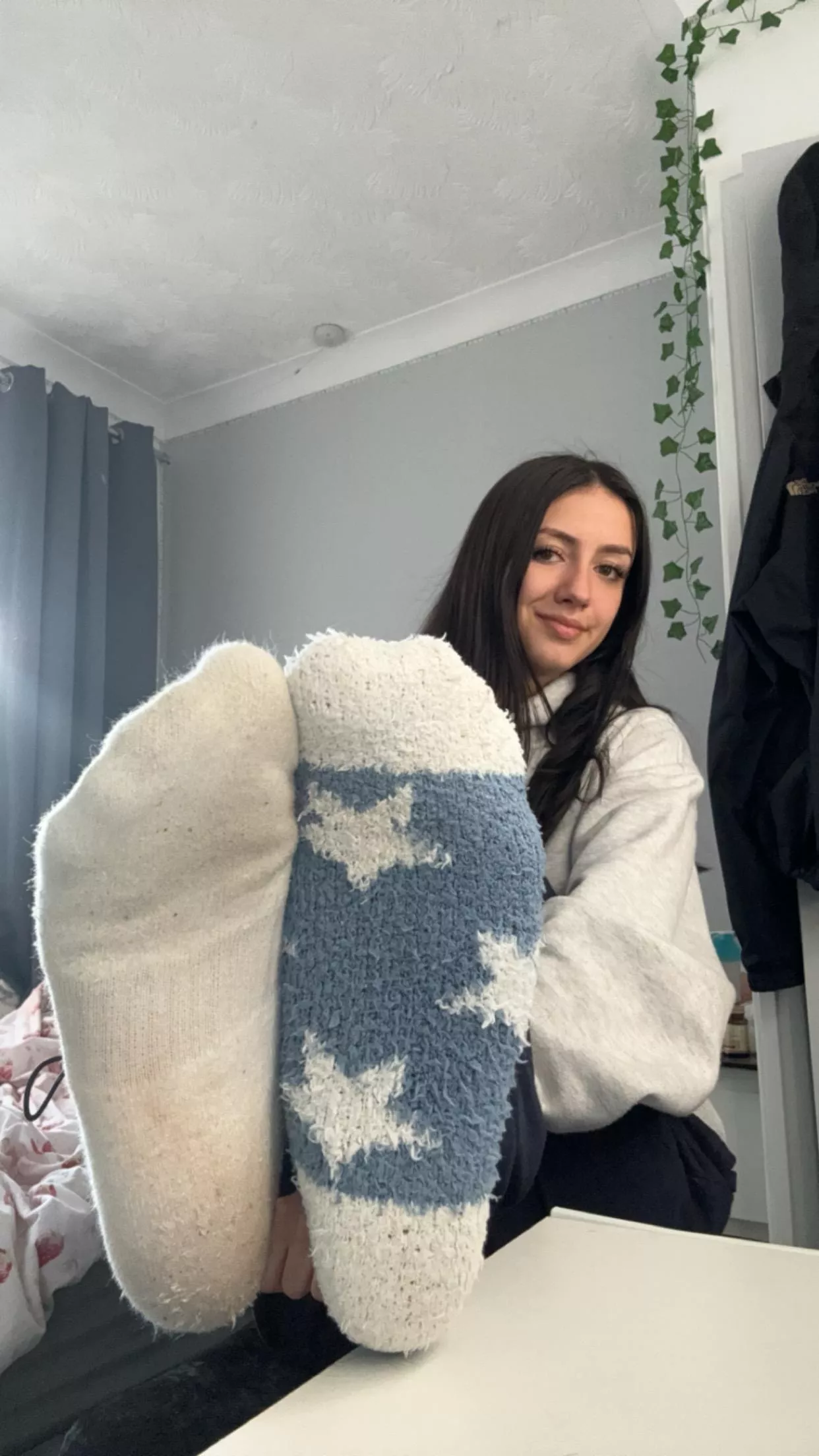 Which sock do you like more?