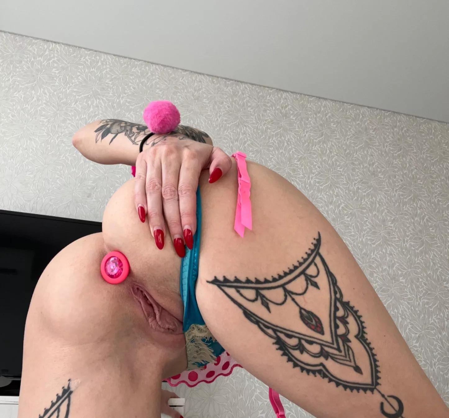 while I'm hot you can take advantage of it