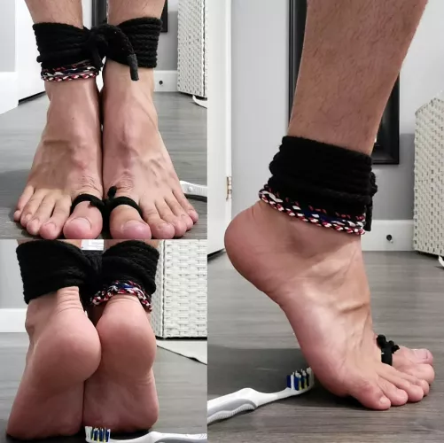 While my 'ler tickled my armpits, I was told to keep my heels up or else the electric toothbrush would get my soles. This was TORTURE. Such a great time😄