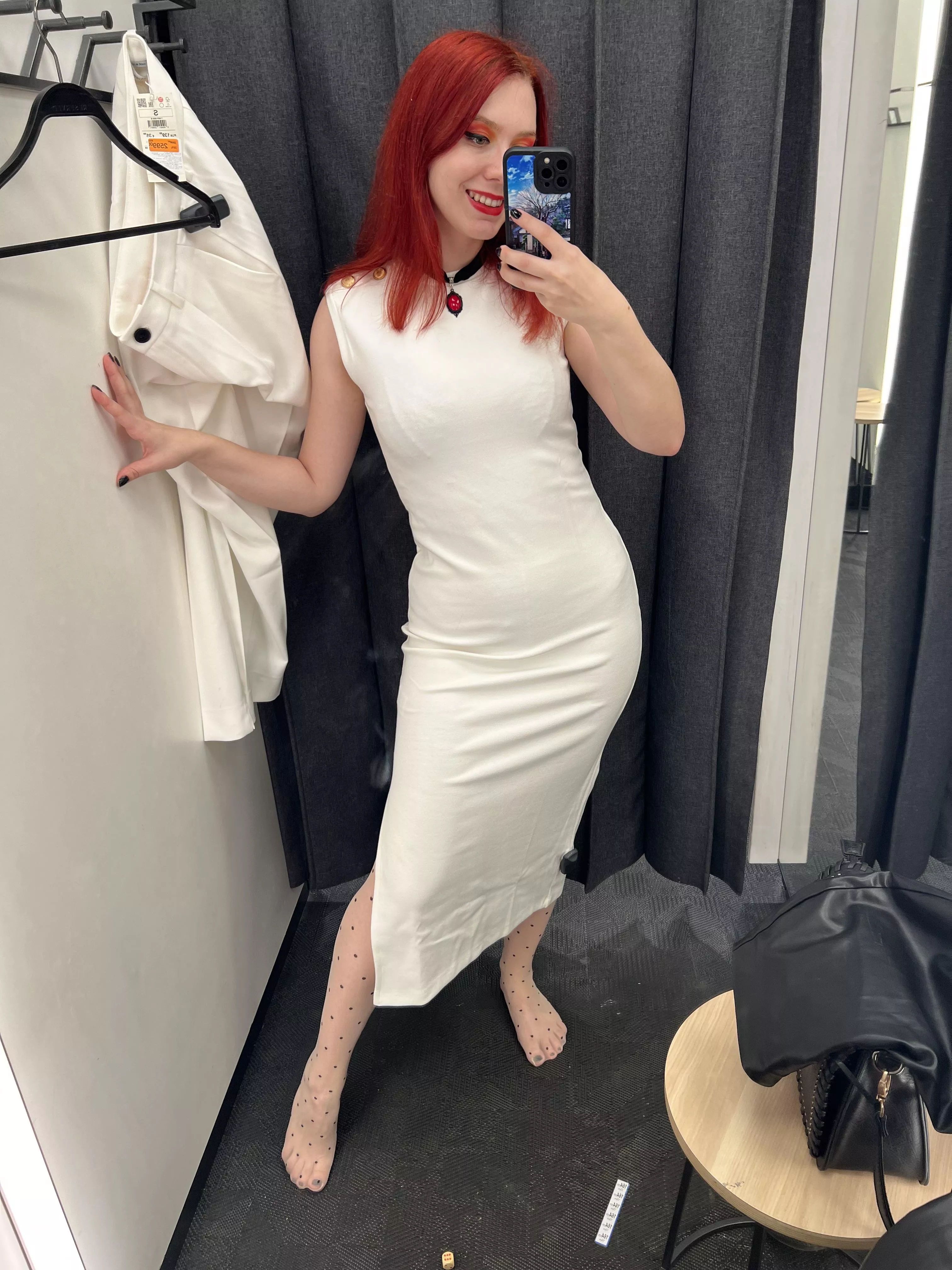 White 🤍