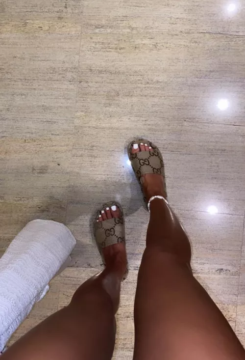 white polish 🥹🫣