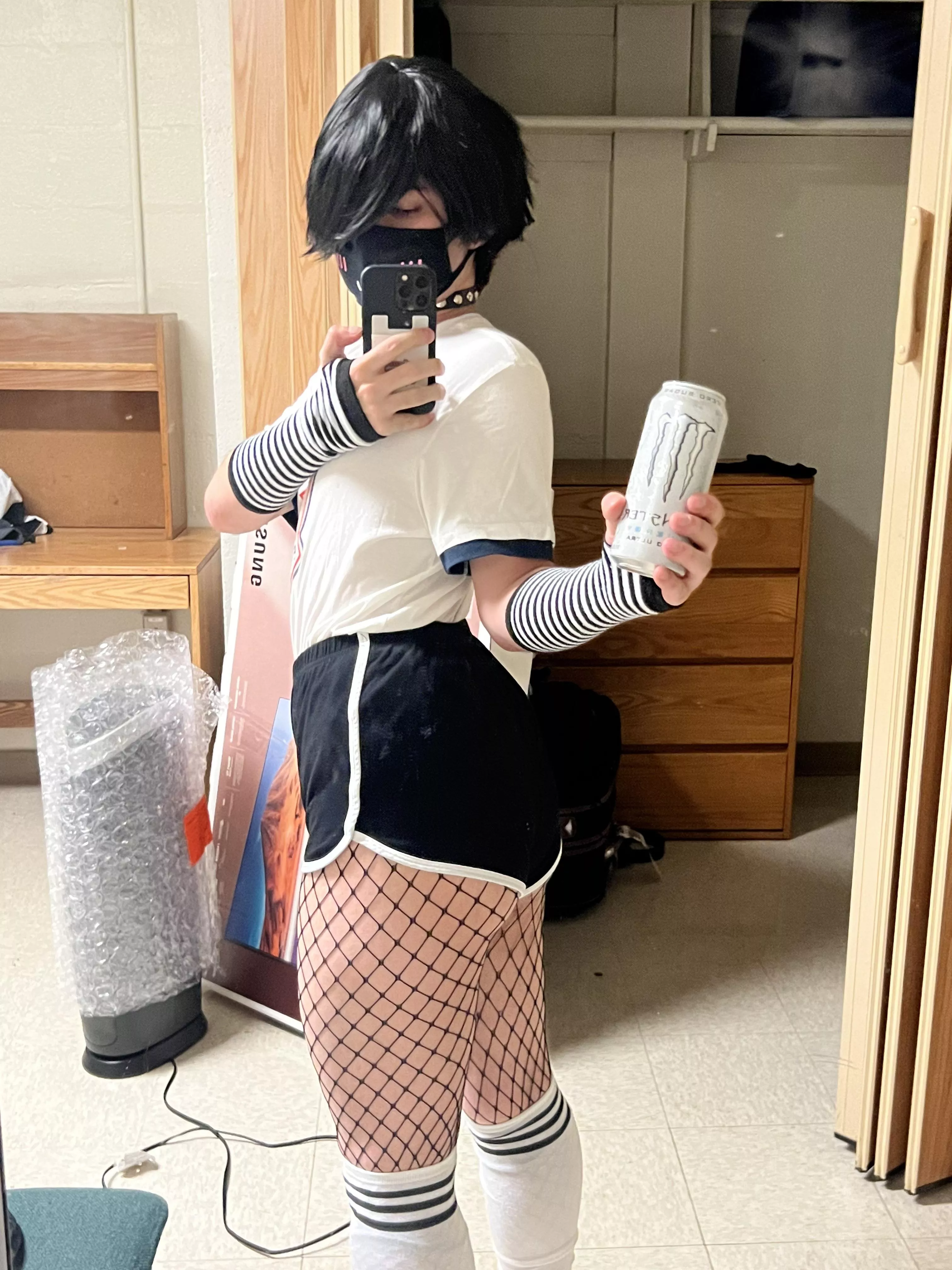 Who drinks it the fastest gets the cake UwU You in?