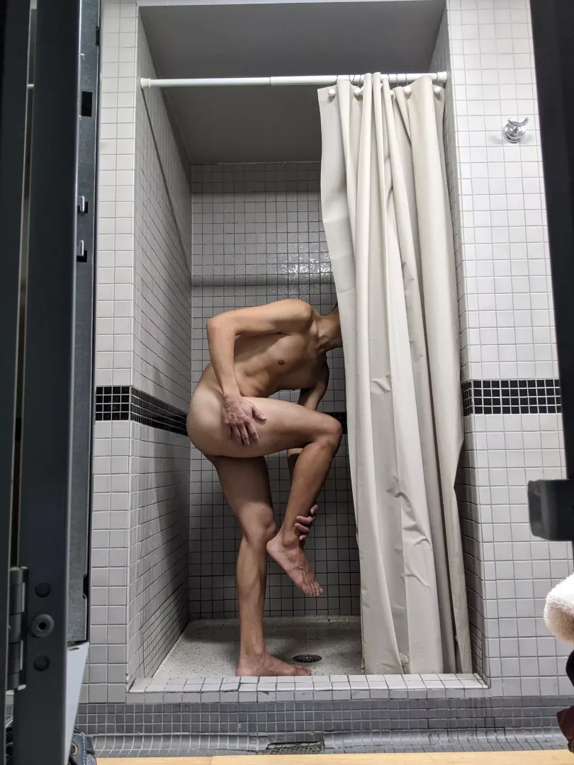 Who else likes to leave the curtain open when showering in locker rooms?