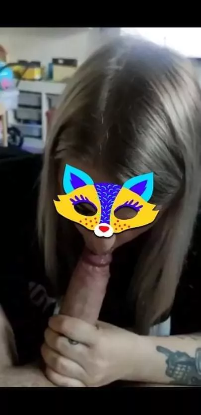 who is up next to swallow my dick 😈