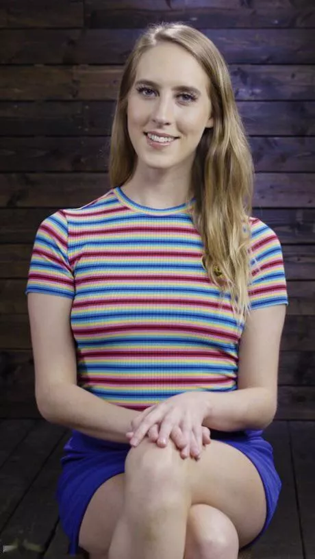 Who is your favorite porn star that doesn’t look like a porn star? Mine: Cadence Lux