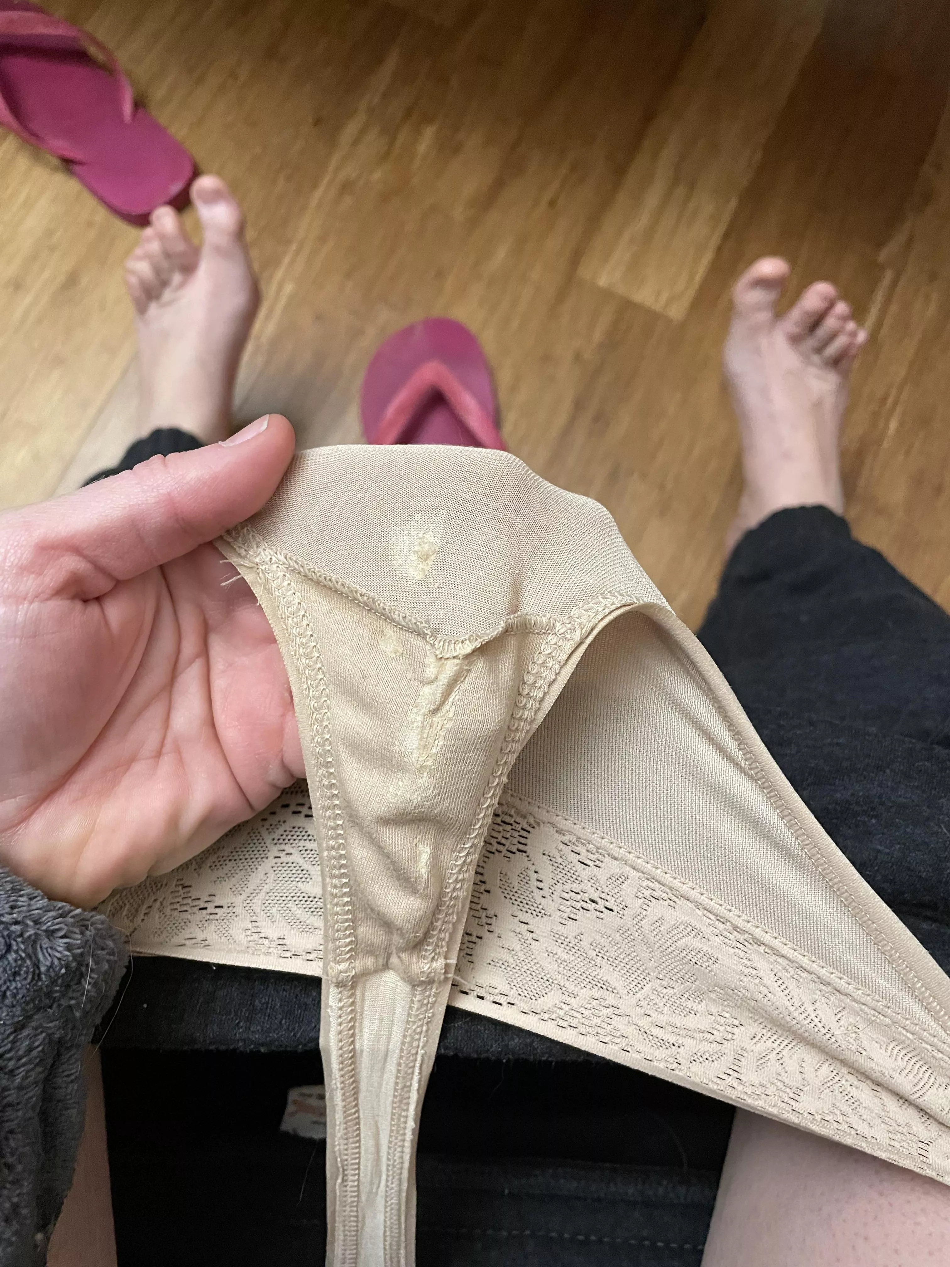 Who likes crusty bits?? Just started these… great start 🤭🤤 2.5 days to go!!