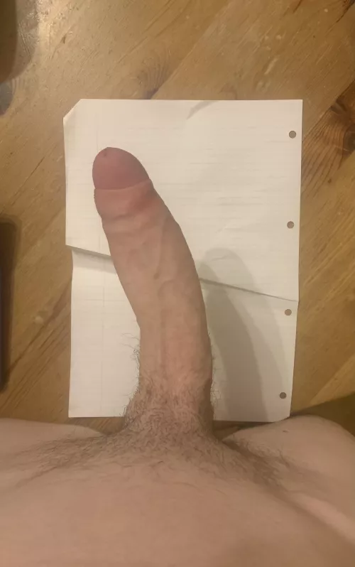 Who likes to suck big cock? (pms open)