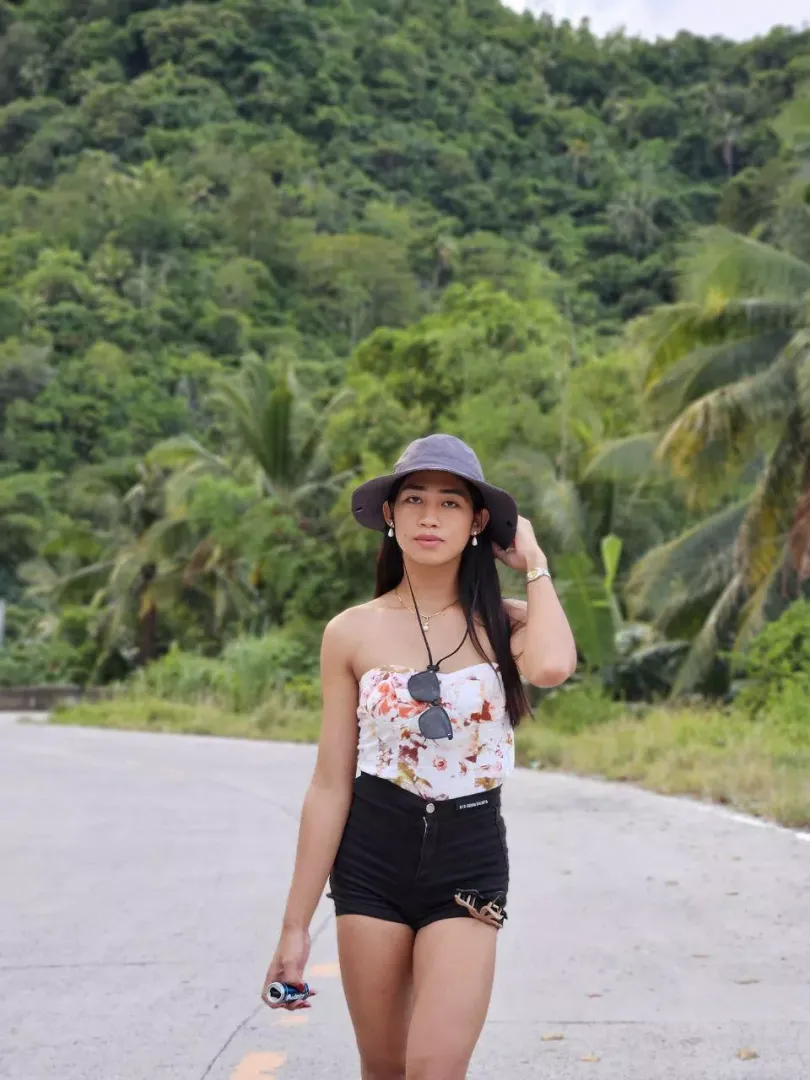 who love's nature trip w/trans?