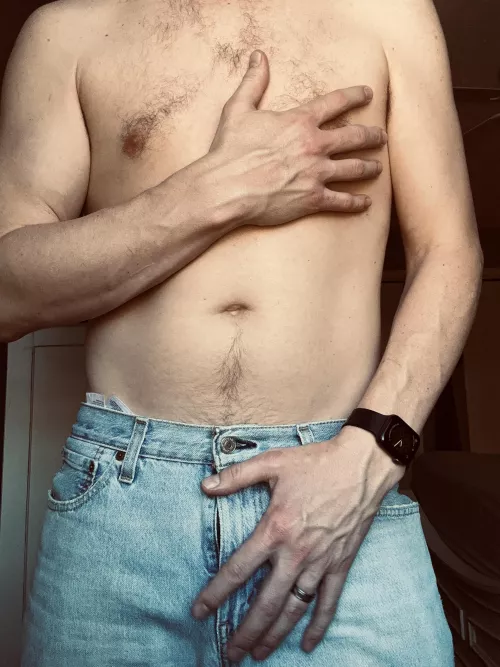 Who needs a hug😈