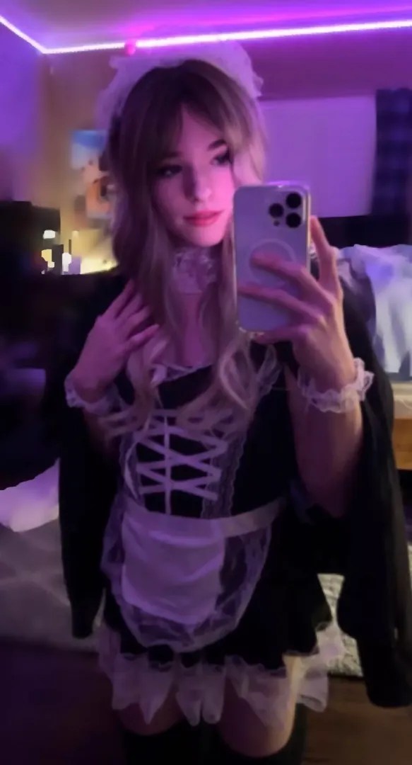 who needs a sissy maid😜