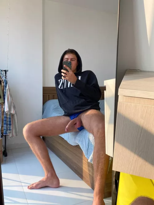 who thinks they can throat the whole thing