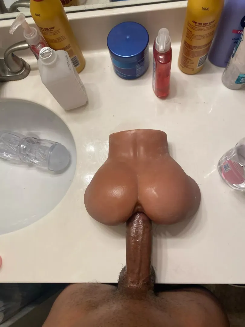 Who wanna be my bottom?