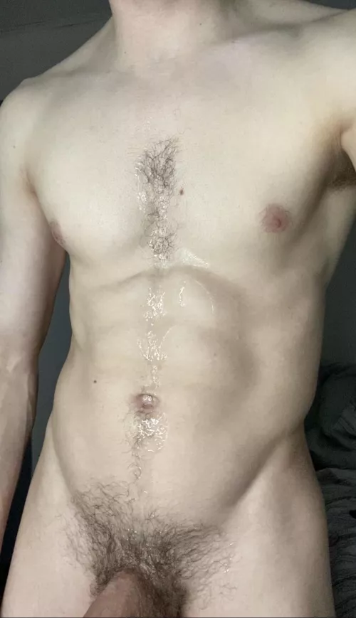 Who wanna lick my cum?