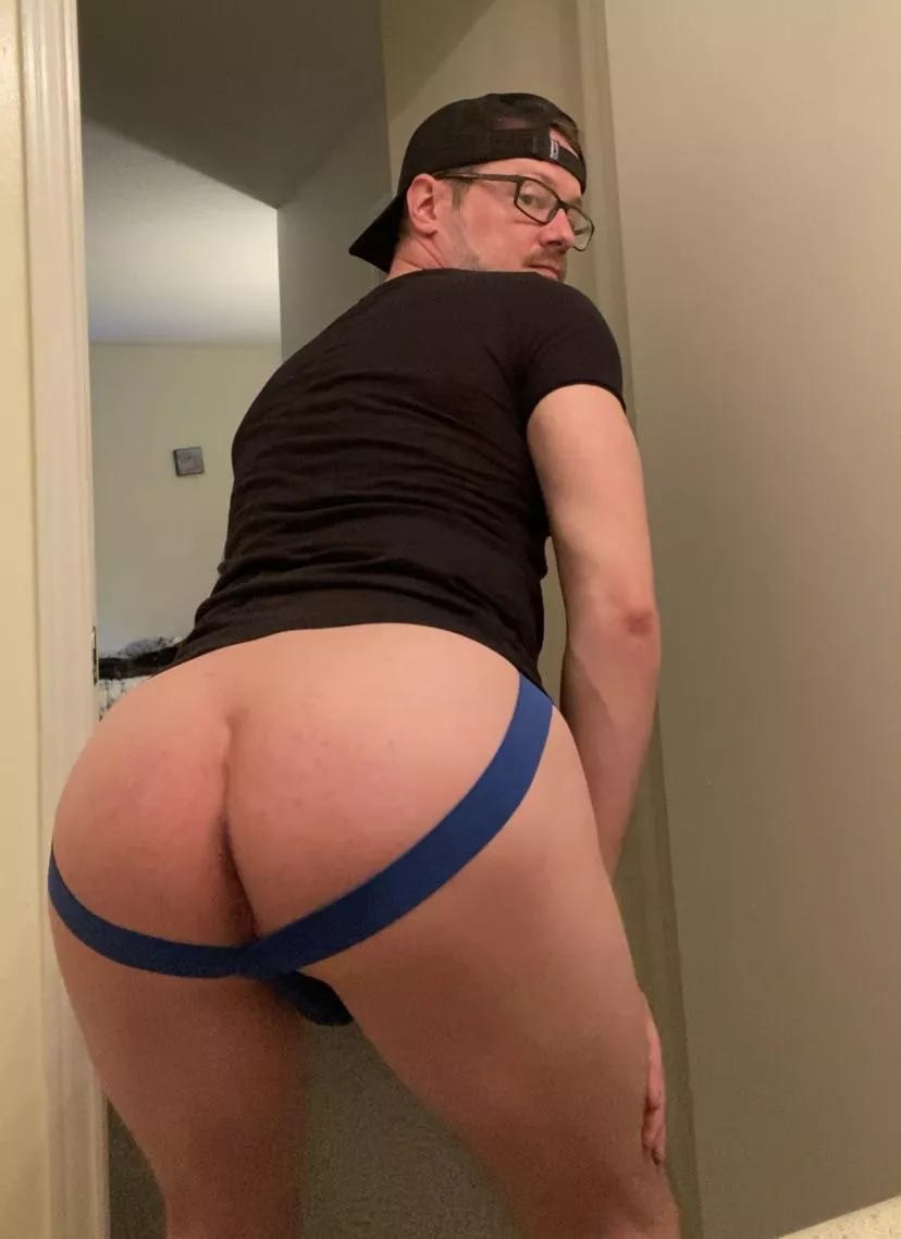 Who wants cake?