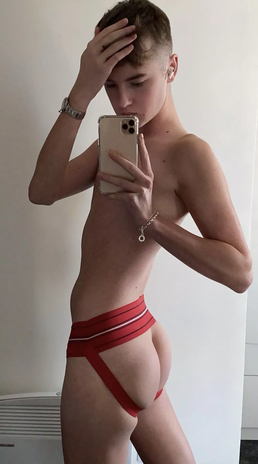 Who wants to chat? 🙃