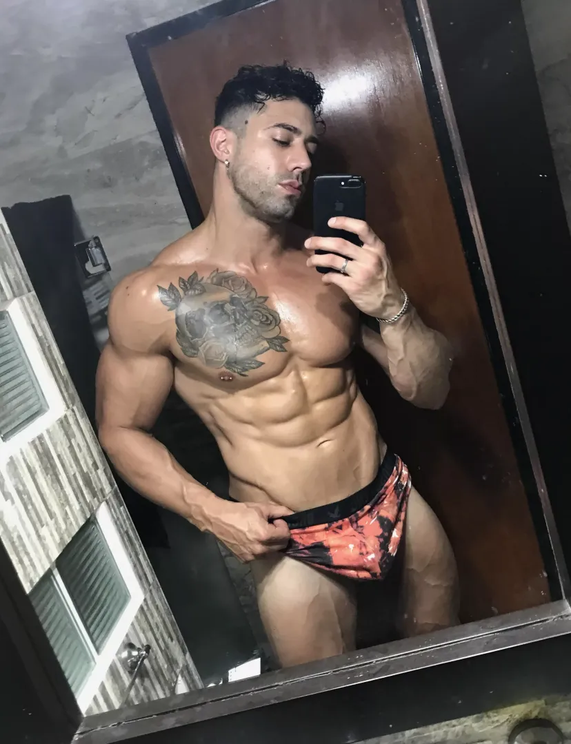 Who wants to have fun with me in the shower? (m)