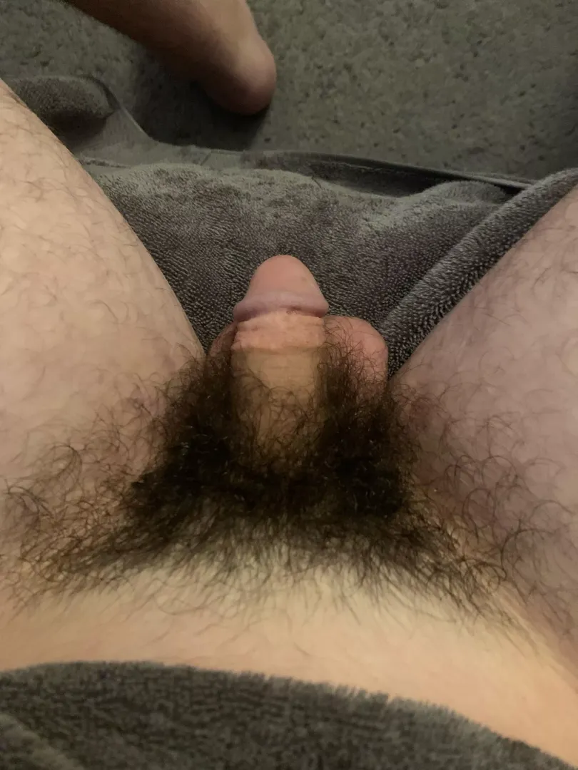 Who wants to see me naked