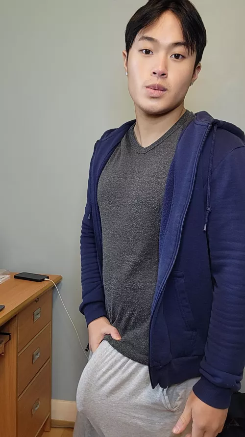 Who Wants To See My Buddy Take This Cock?