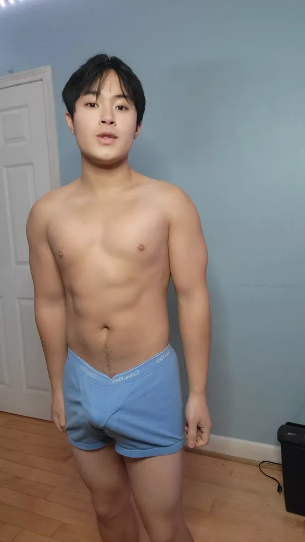 Who Wants To See The Film That I Made With My Buddy For New Years?