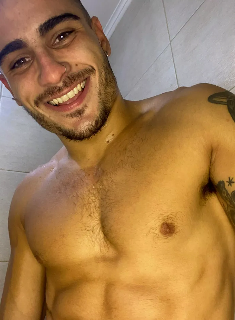 Who wants to soap up this tight, wet body?