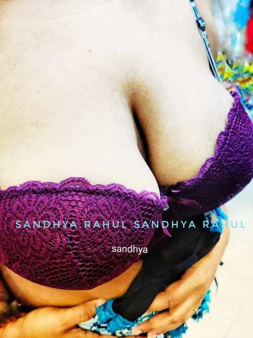 Who wants to suck those 🥭🥰🥰