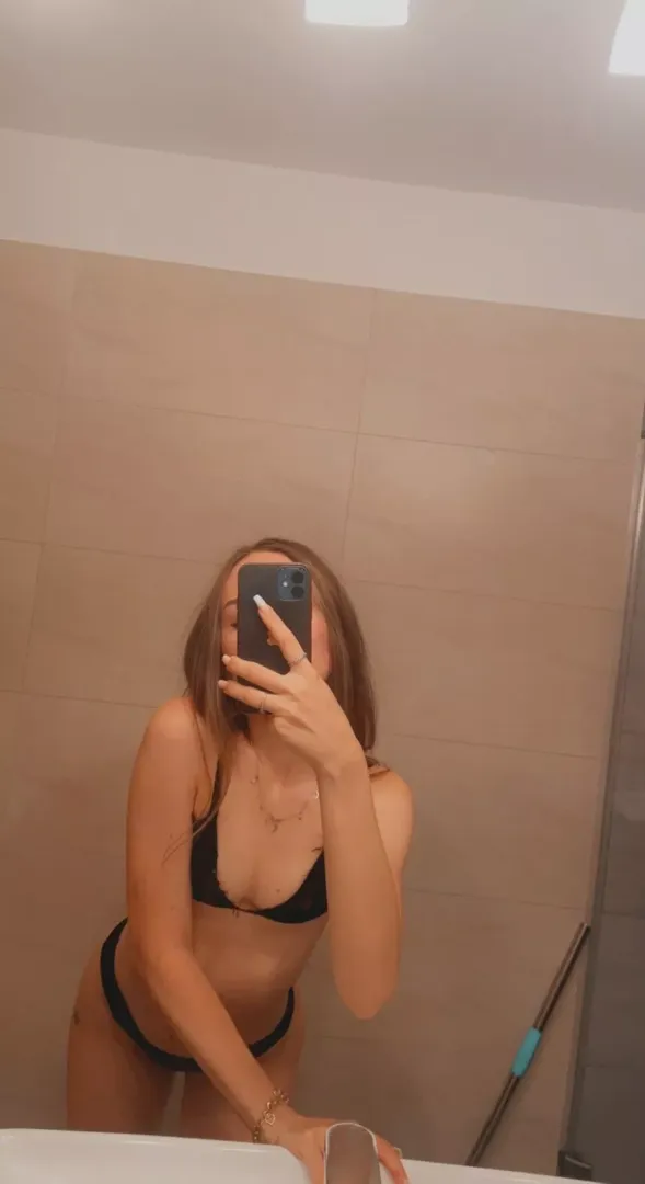 Who wants to take a shower with me? ;))
