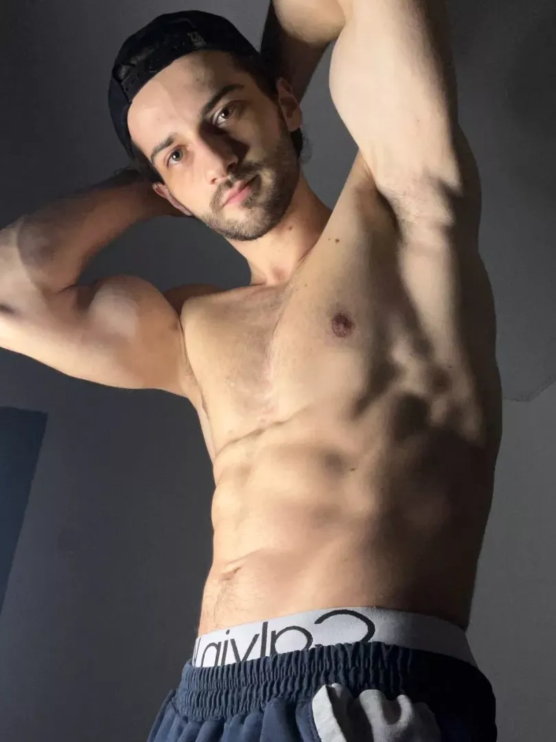 Who wants to train together?