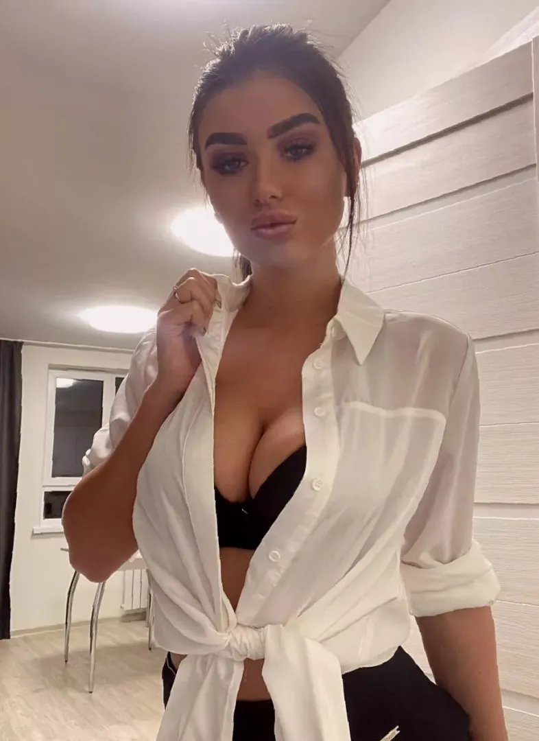 Who would love to kiss them?
