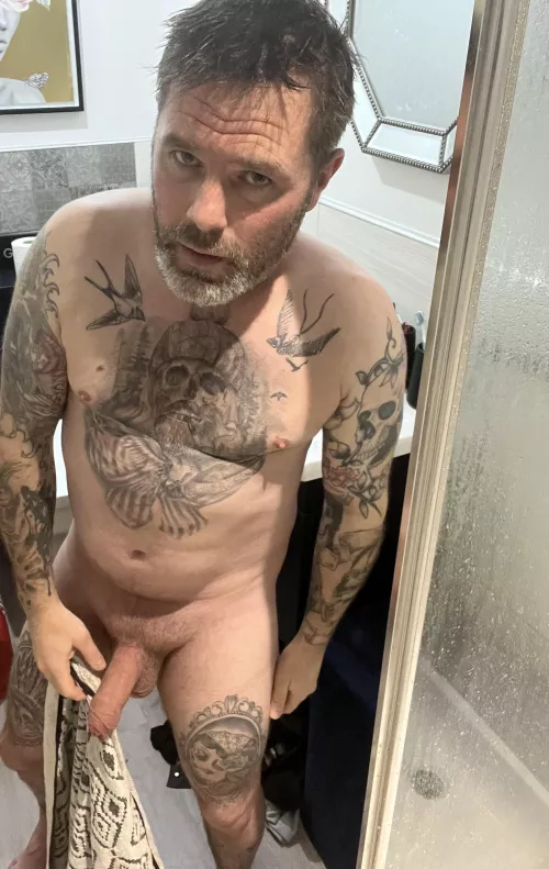 Whoops the towel has slipped of [41]