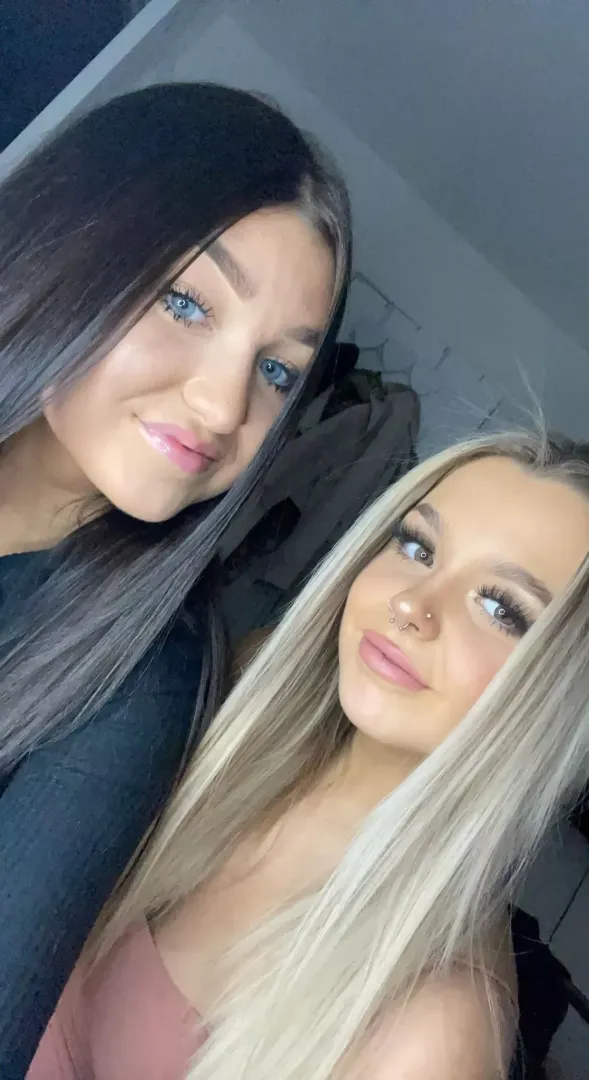 WHO’S FAT CHAV LIPS ARE YOU CRAVING? DISCUSS BELOW!!! 😋💕