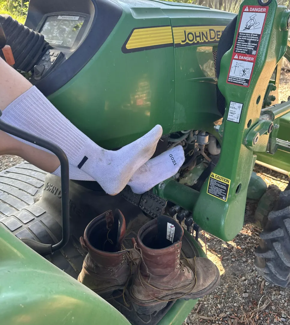 Who’s going wring the sweat out of these farm gal socks 🫠😈 it’s been so hot outside 🥵