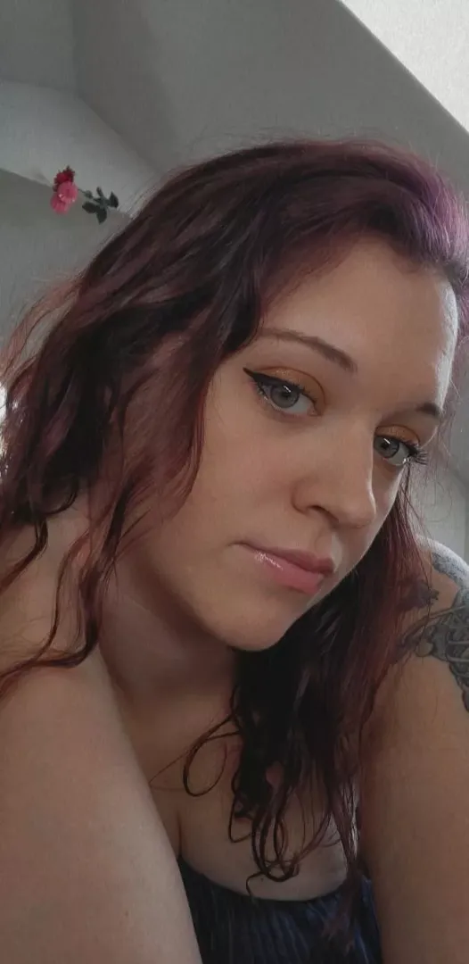 Who's gonna play with me?