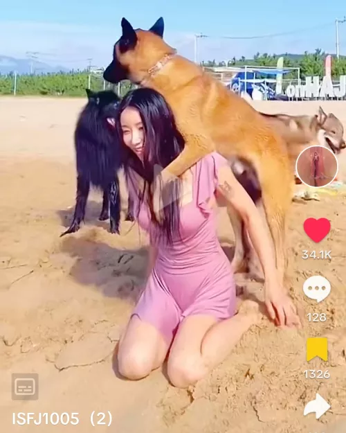 Who's is she